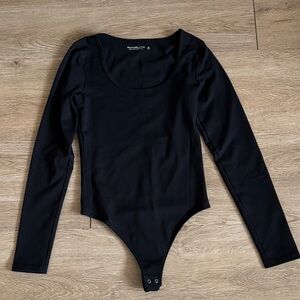Abercrombie & Fitch Women’s Black Long Sleeve Seamless Bodysuit